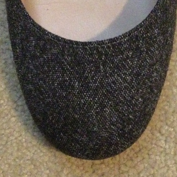 Saks Fifth Avenue grey round toe heels - Picture 4 of 6